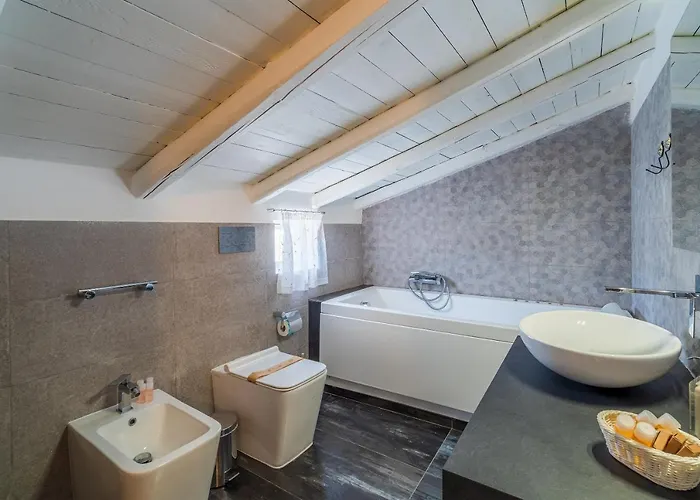 Cheyenne's House דירה סירקוזה