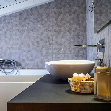 Apartment Cheyenne's House